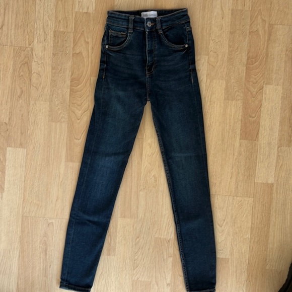 Zara Denim for women, size 02, dark blue, skinny - Picture 1 of 4